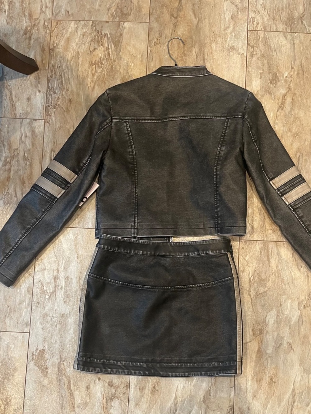 Jacket - Picture 2 of 2